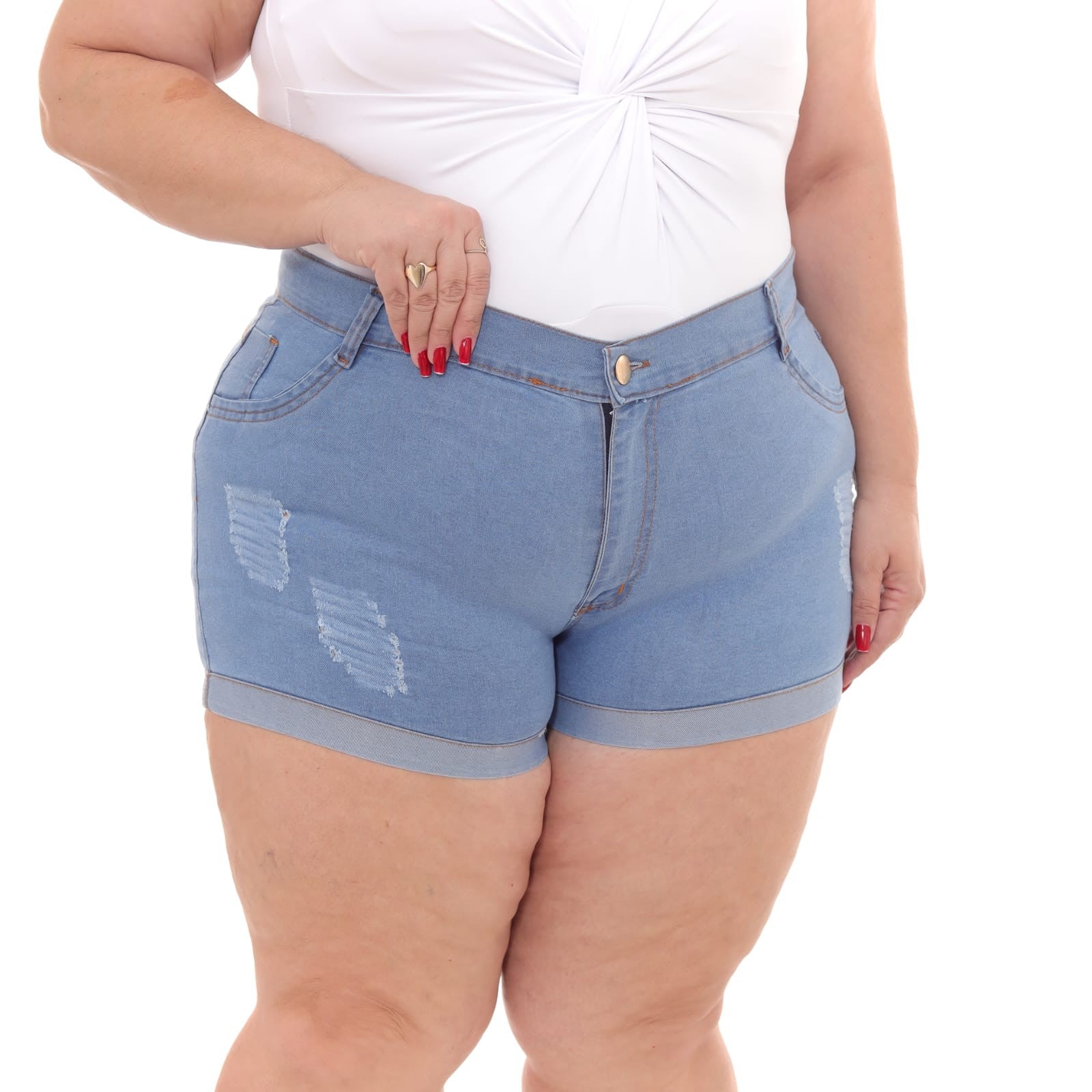 Shorts Jeans Feminino Plus Size Azul Claro Com Puído Barra Dobrada