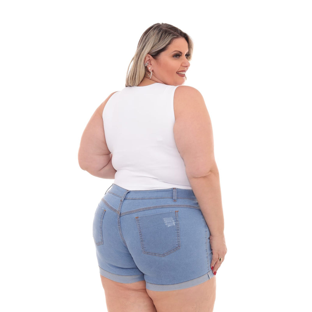 Shorts Jeans Feminino Plus Size Azul Claro Com Puído Barra Dobrada