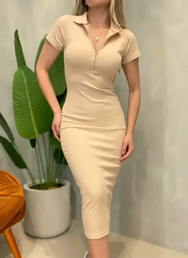 Vestido Midi em Ribana Manga Curta com Zíper e Gola