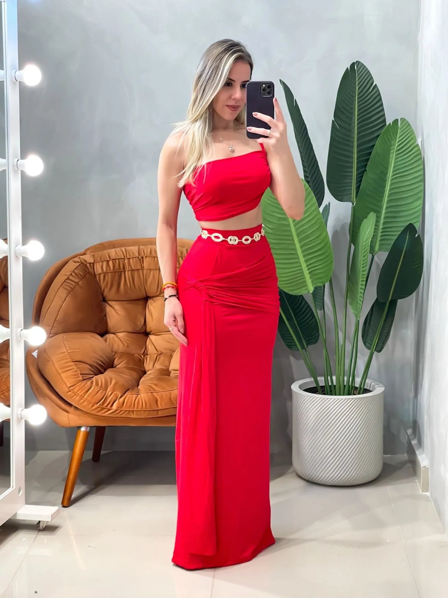 Conjunto em Poliamida Cropped Alça Única Franzido e Saia Longa Transpassada Ref.