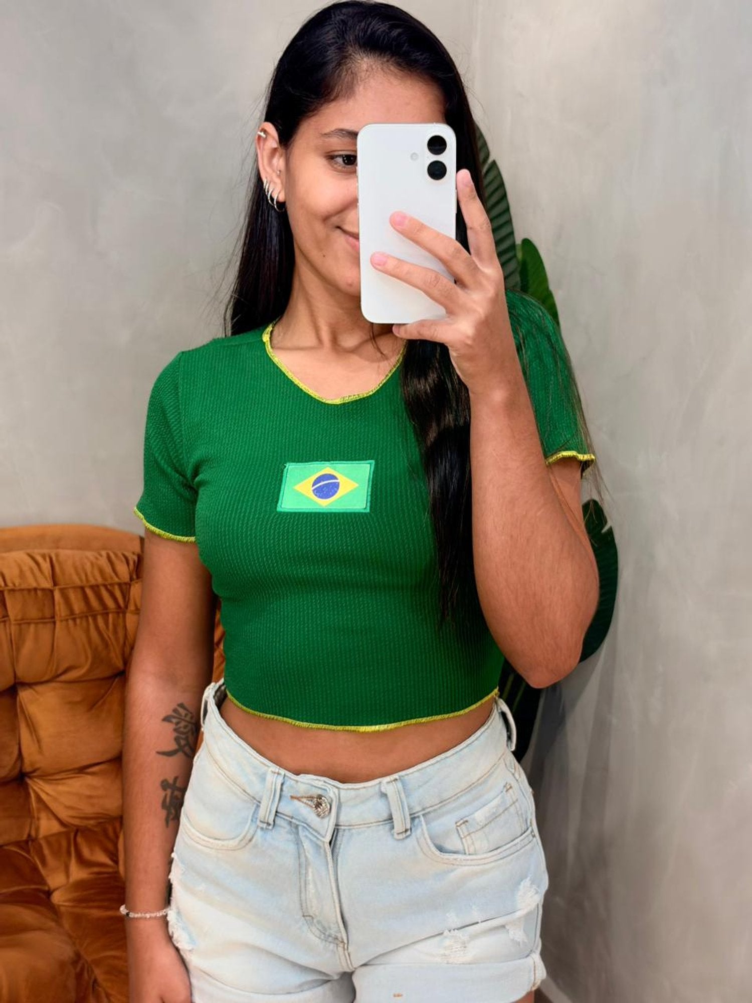Cropped em Anarruga Manga Curta Fru-Fru Brasil Ref. 1895