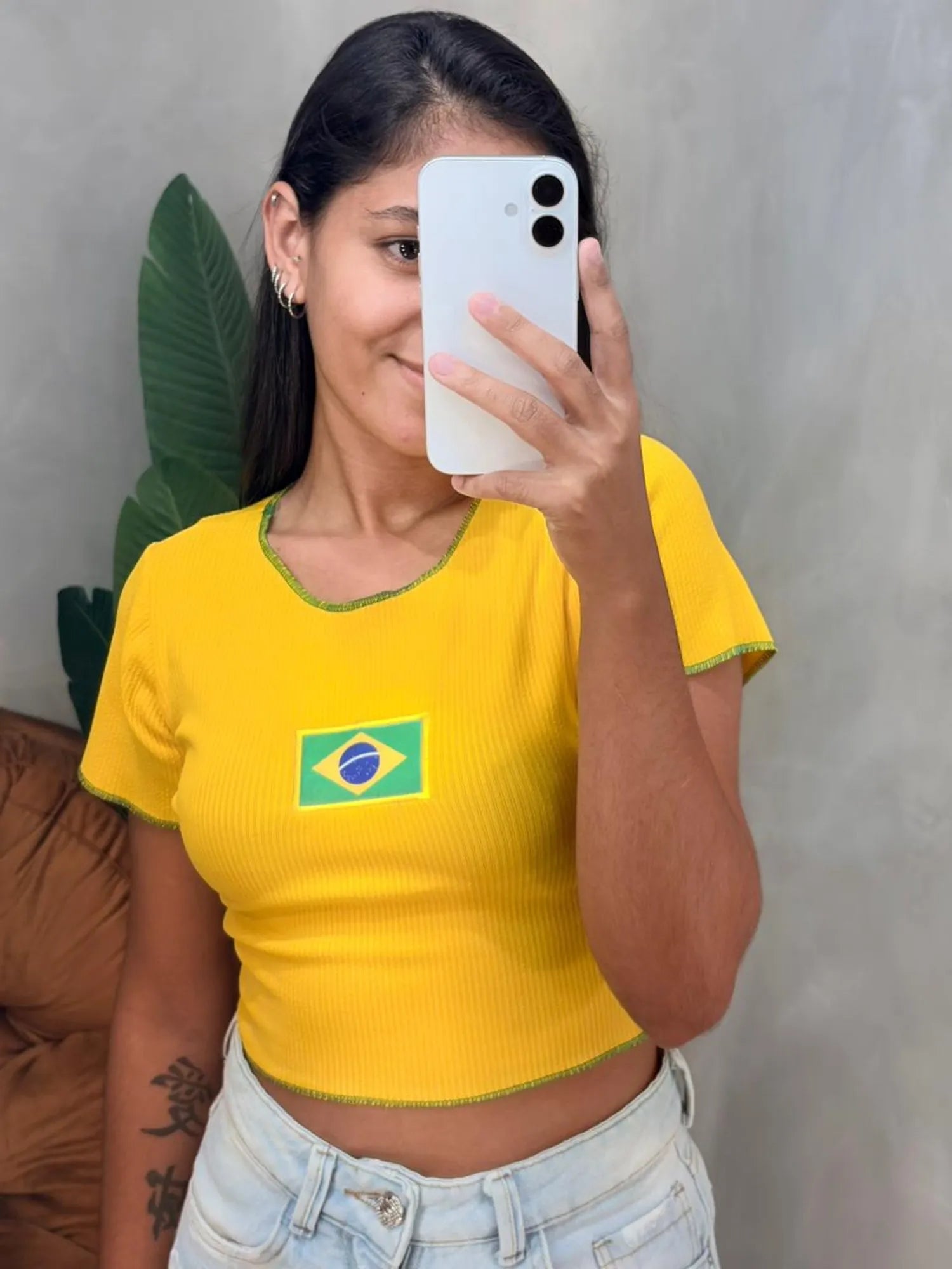 Cropped em Anarruga Manga Curta Fru-Fru Brasil Ref. 1895