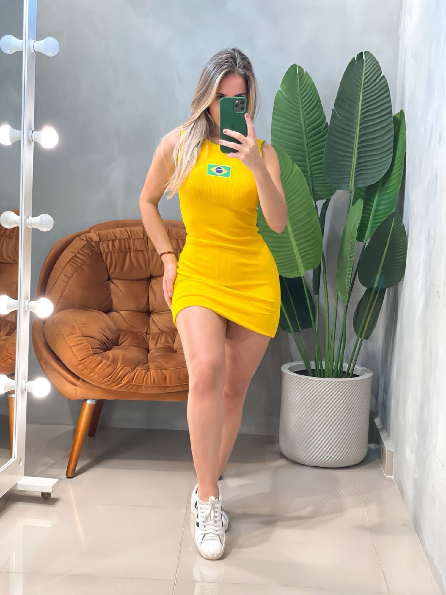 Vestido Curto em Anarruga Regata Brasil