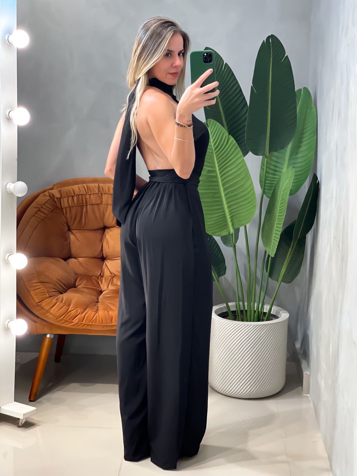 Macacão Pantalona em Crepe Premium Frente Única com Amarração Lara